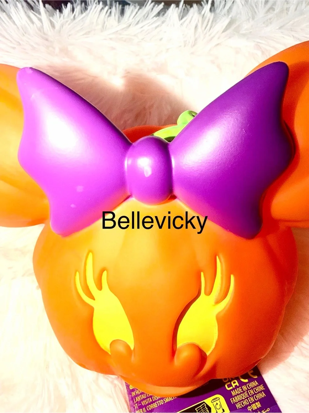 Disney Minnie Mouse Halloween Pumpkin Table Light with Purple Bow - 🎃